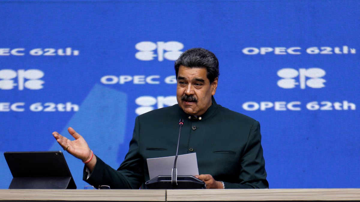 Venezuela cambia de ‘embajadora’ en Madrid mientras España planea el reconocimiento pleno de Maduro 