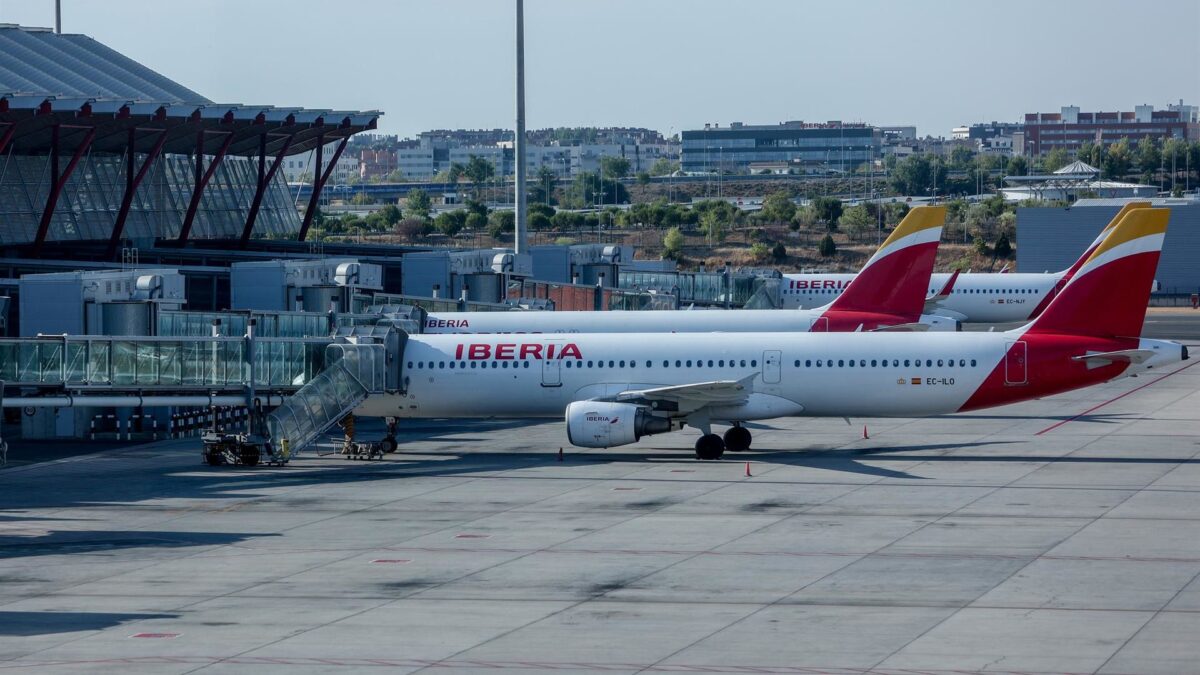 Las huelga de tripulantes de Iberia Express finaliza con 60 vuelos cancelados