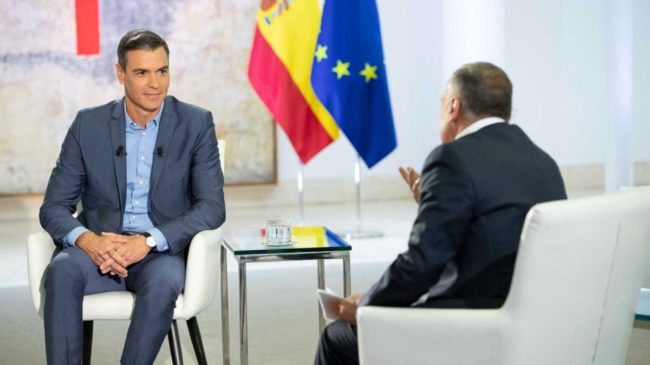 Alarma en Moncloa con el 'share' de Sánchez: de qué sirve controlar TVE si no la ve nadie