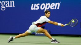 Un épico Alcaraz supera a un imponente Sinner para avanzar a las semifinales del US Open