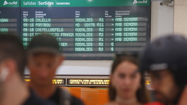 ADIF resuelve su avería y se recupera la circulación de trenes en Cataluña