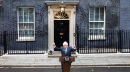 Boris Johnson se despide de Downing Street y promete apoyar a Truss: «Esto es todo, amigos»