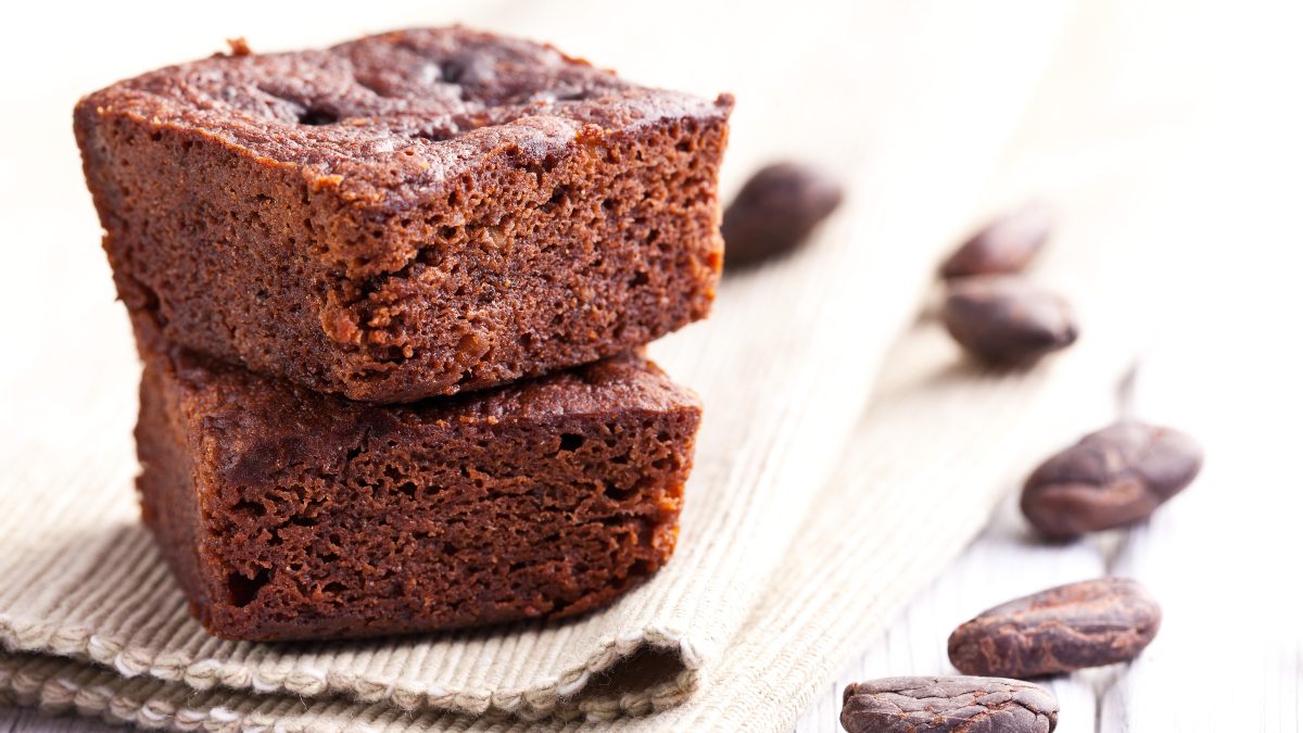 ‘Brownie’ de chocolate saludable: receta sin azúcar ni harina