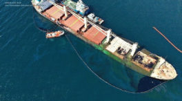 Nuevos restos de petróleo del buque OS35 alcanzan la playa de Sandy Bay en Gibraltar