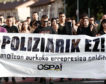 Radicales abertzales se manifiestan contra la Guardia Civil en Alsasua