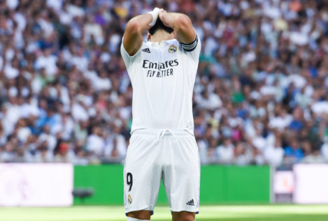 Karim Benzema se retira lesionado en el estreno del Real Madrid en la Champions