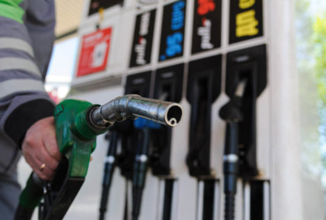 El precio de la gasolina sube por primera vez desde que comenzó el verano