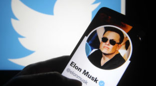 Los accionistas de Twitter aprueban el acuerdo de compra de Elon Musk por 44.000 millones