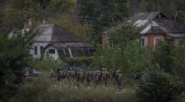 Ucrania denuncia el hallazgo de una fosa común en Izium