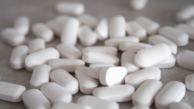 Paracetamol e ibuprofeno: cuánto tarda y cuánto dura su efecto