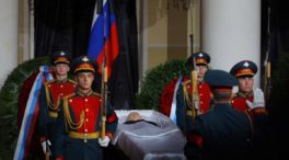 Cientos de personas despiden a Gorbachov en un funeral sin homenajes de Estado