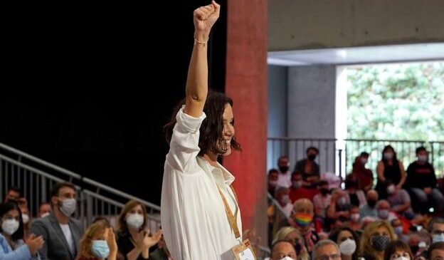El PSOE borra las cuentas de Igualdad en Twitter tras las críticas por apoyar la 'ley trans'