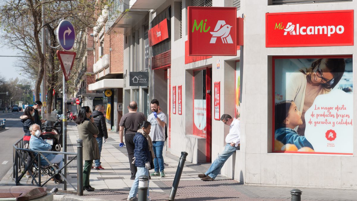 Alcampo es el supermercado más barato según la OCU. 