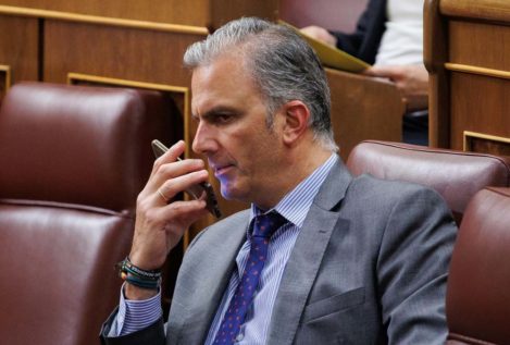 Vox asegura que hay un «consenso indigno» entre PP y PSOE para «blanquear» a ETA