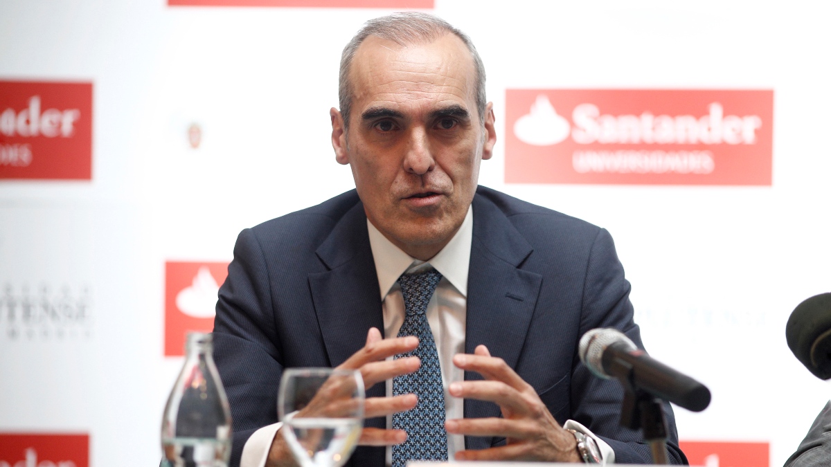 Alejandro Luzón parte como favorito para renovar la plaza de fiscal jefe de Anticorrupción