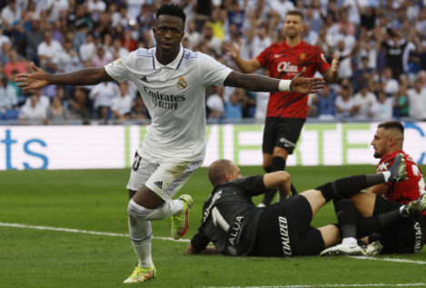 El Real Madrid rechaza los «lamentables y desafortunados» comentarios contra Vinicius