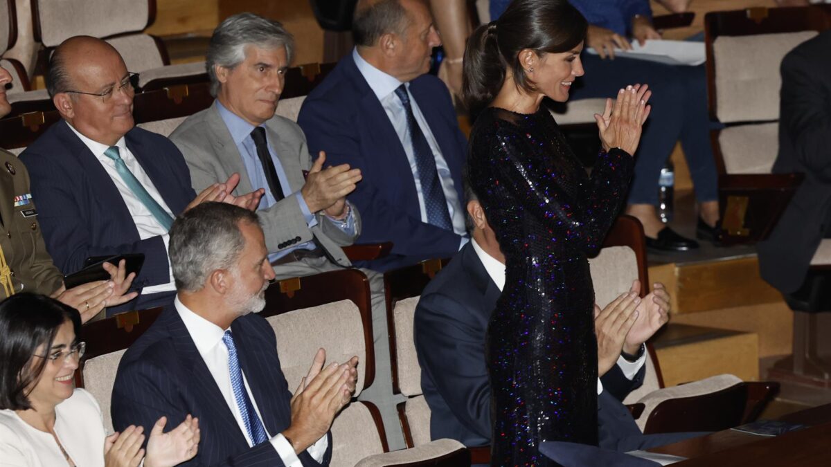 (VÍDEO) Interpretan por sorpresa el ‘cumpleaños feliz’ a la Reina en el Auditorio Nacional de Música