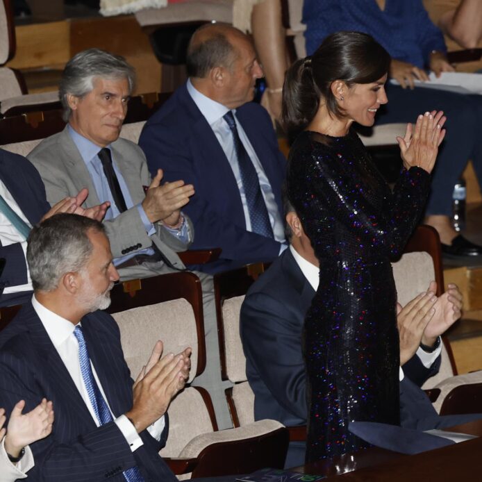 (VÍDEO) Interpretan por sorpresa el 'cumpleaños feliz' a la Reina en el Auditorio Nacional de Música