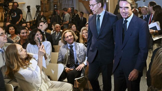(VÍDEO) Aznar arremete contra la "izquierda carnívora" por el impuesto a los ricos y querer "cuantos más pobres mejor"