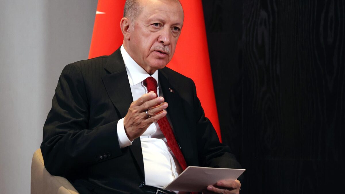 Erdogan pide que Rusia devuelva el territorio invadido en Ucrania y cree que Putin está dispuesto a finalizar la guerra «lo antes posible»