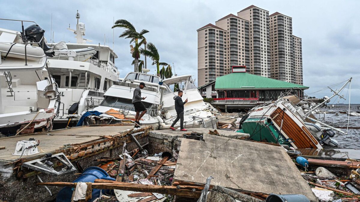 (VÍDEO) El huracán Ian arrasa Florida: al menos 17 muertos, miles de personas atrapadas y 2,5 millones sin energía