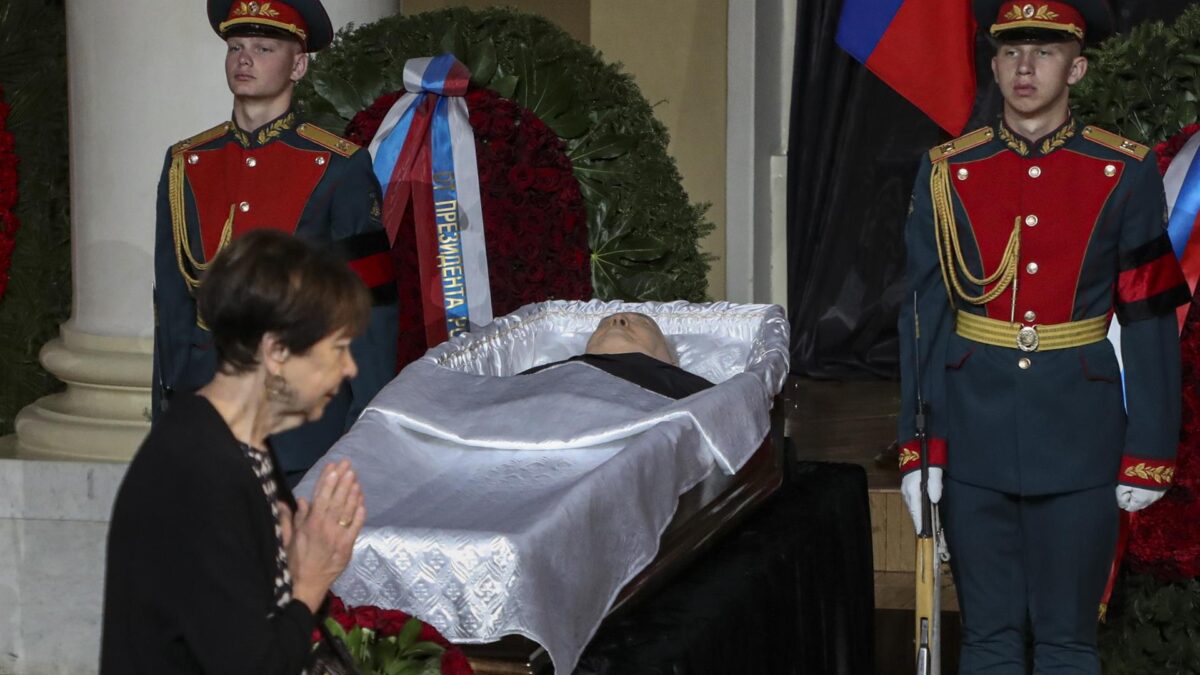 Miles de personas dan el último adiós a Gorbachov en Moscú sin honores de Estado: Putin, ausente por un «tema de agenda»