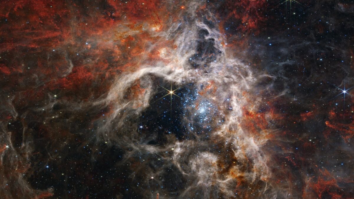 Una nueva imagen es capturada a través del telescopio James Webb: se muestra en detalle una guardería de estrellas