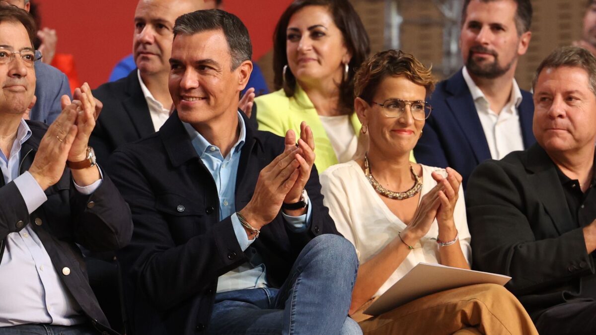 Los barones socialistas se desmarcan del Gobierno de Sánchez para bajar impuestos en año electoral