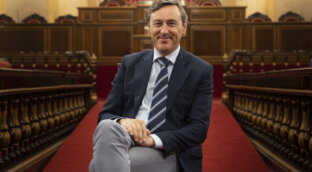 Rafael Hernando: «Hemos convertido en un 'Sálvame' la actuación de los políticos»