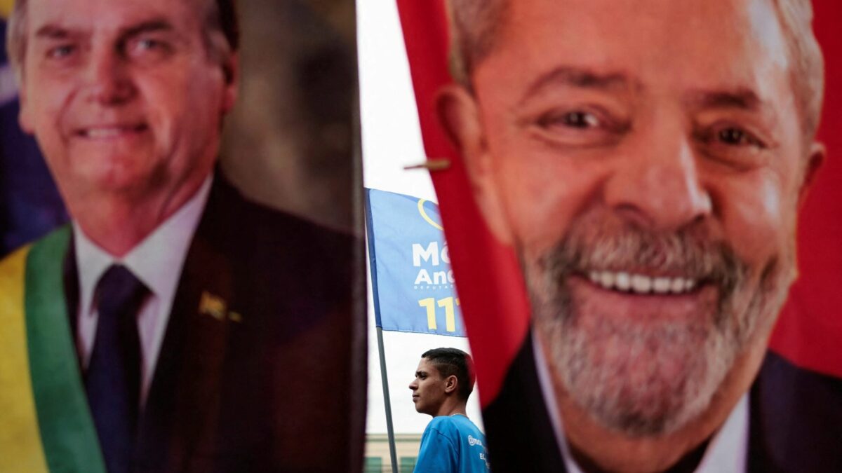 Elecciones en Brasil: Lula se mantiene como favorito pero cae su ventaja sobre Bolsonaro, según un sondeo