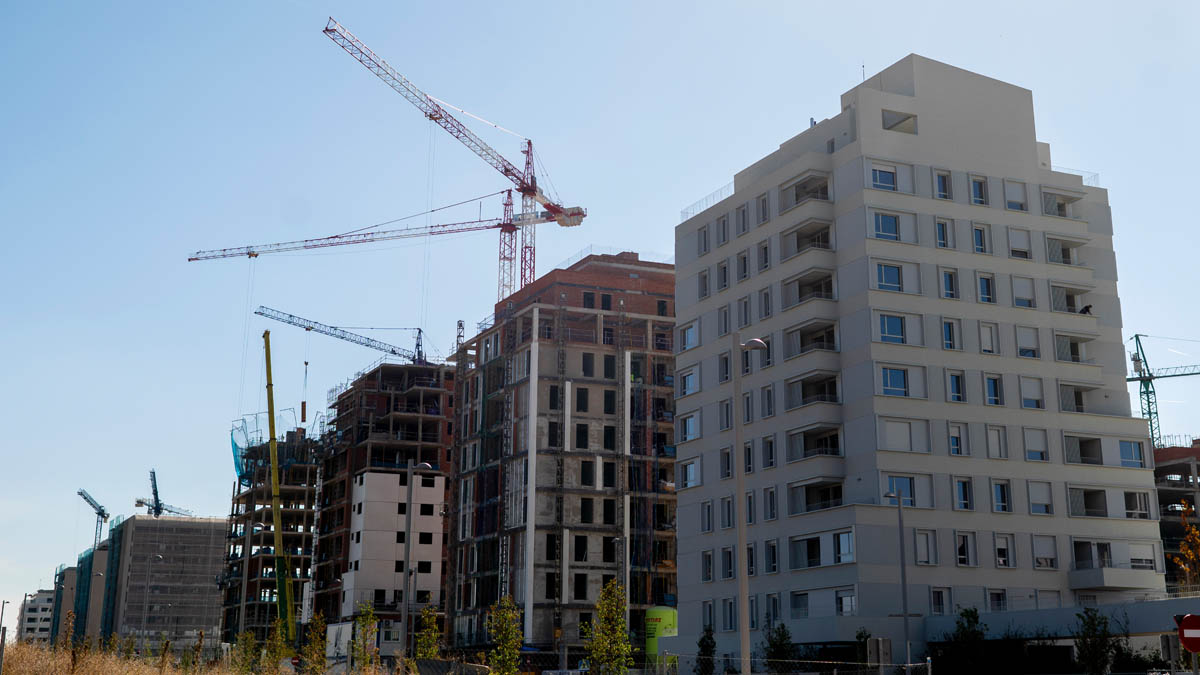 La subida de precios de la vivienda se modera al 8 % en el segundo trimestre