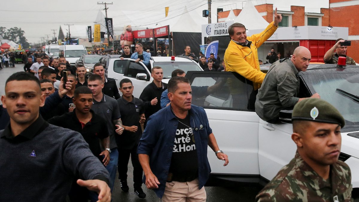 La Justicia de Brasil restringe el uso de armas para evitar la violencia en la campaña electoral