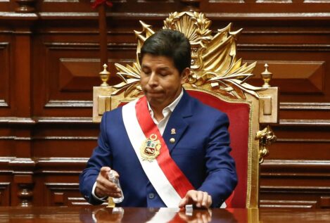 El presidente del Congreso de Perú pide a Pedro Castillo que abandone el cargo