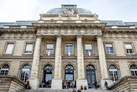 Francia concede la libertad condicional a dos etarras encarcelados hace 32 años
