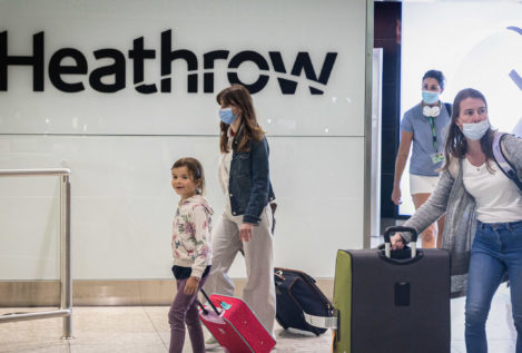 El aeropuerto de Londres detendrá los vuelos en lunes para respetar el silencio por Isabel II