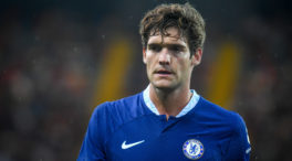 Marcos Alonso ficha por el Barcelona por una temporada