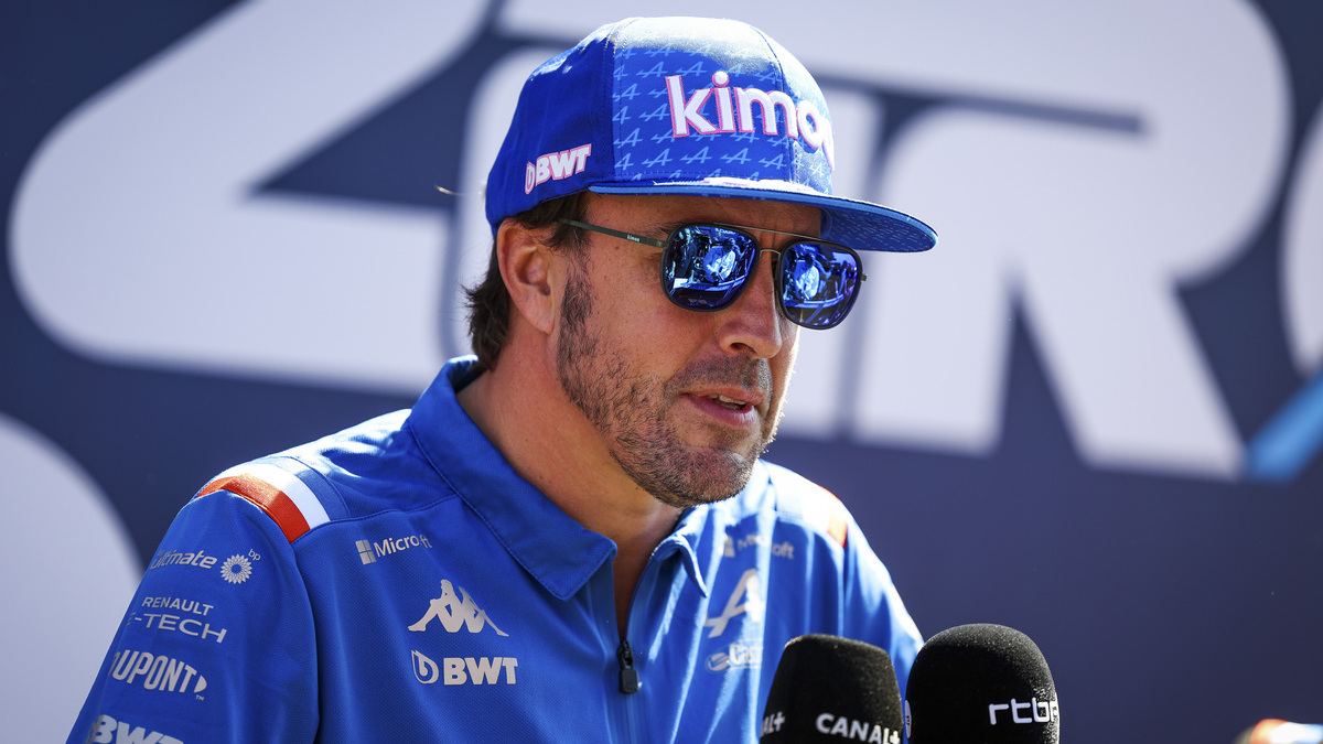 El ‘efecto Alonso’: se agotan las camisetas de Aston Martin mientras se hunden las de Alpine