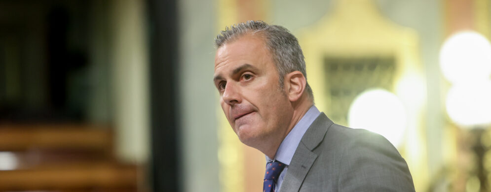 La gestión del 'caso Olona' pone a Ortega Smith contra las cuerdas: «Es una bomba de relojería»