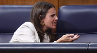 Vox se querella contra Irene Montero por un delito de incitación a la corrupción de menores