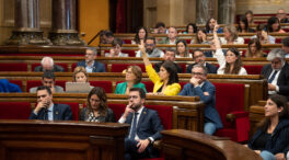 ERC y JxCat exhiben su división en la votación de varias resoluciones del Parlament