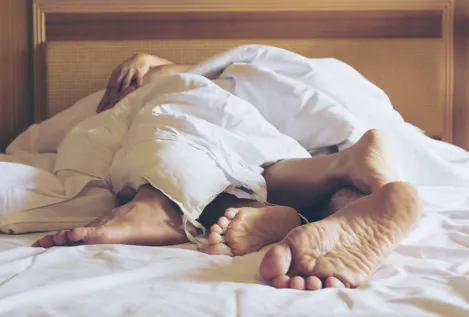 El error garrafal que cometen los hombres después de hacerle sexo oral a su pareja
