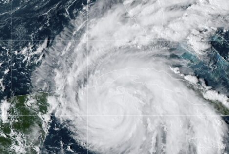 Cuba sufre un apagón total por el paso del huracán 'Ian'