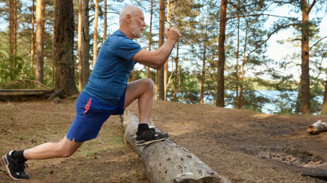 Cuidado de la cadera: cinco ejercicios para evitar lesiones y roturas en la madurez