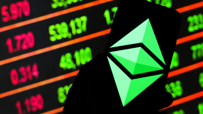 Modesto debut de los fondos cotizados de Ethereum