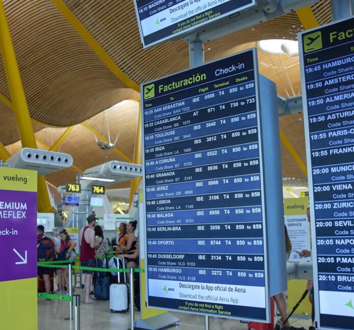 Las nuevas normas fiscales y 'verdes' al sector aéreo supondrían perder 11 millones de turistas