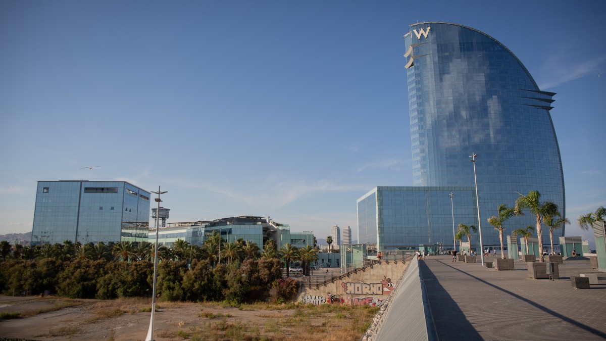 Tenía que ser el orgullo de Barcelona y parece que acabará siendo su vergüenza: el Hermitage 