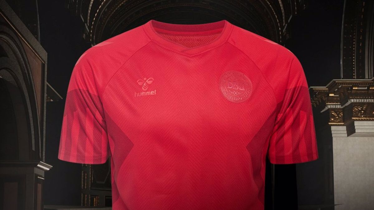 Hummel se hace ‘invisible’ en la camiseta de Dinamarca como crítica al Mundial de Catar