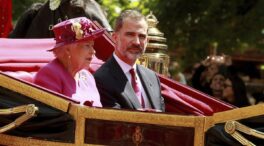 Isabel II y la familia real española: una relación muy estrecha tan solo enturbiada una vez por el contencioso de Gibraltar