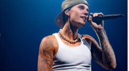 Justin Bieber cancela su gira mundial por motivos de salud relacionados con la enfermedad que padece