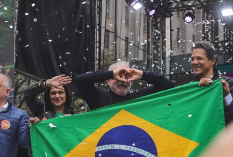Lula encara el último tramo de la campaña en Brasil con 16 puntos de ventaja sobre Bolsonaro